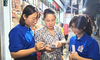 ‘Hiệp sĩ’ trẻ Bình Dương đưa công nghệ đến người dân