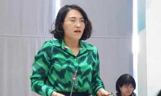 Bình Dương lý giải chuyện giáo dục, y tế thiếu người nhưng cử nhân vẫn phải làm phụ hồ, công nhân