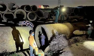 Bình Dương đưa 6 người sống ‘du mục’ dưới ống cống đi xét nghiệm, lo chỗ ở