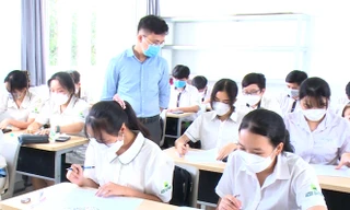 Bình Dương xử lý trách nhiệm vụ một trường thi trước, học sinh cả tỉnh phải thi lại