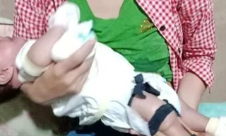 Thực hư cha đạp gãy chân bé sơ sinh vì 'quấy khóc'