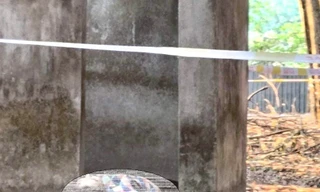 Phát hiện thi thể nữ chủ quán karaoke trong nhà vệ sinh bỏ hoang ở Bình Dương