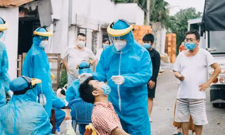 Bình Dương sẽ cấp phép y tế tư nhân được khẳng định PCR, mở thêm bệnh viện dã chiến