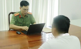 Bị lừa cài đặt app dịch vụ công giả mạo, người đàn ông mất 100 triệu trong nháy mắt