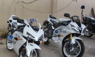Hi hữu, hai xe máy chuyên dụng trong trụ sở công an bị mất trộm