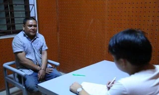 Công an lấy lời khai của Thanh (Ảnh: CACC)