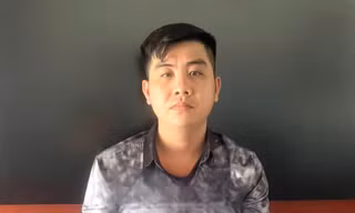 Dùng tài khoản 'ảo' do nhóm hoạt động rửa tiền cung cấp để đi lừa đảo