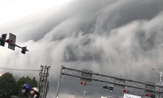 Sau mây xoắn khổng lồ, Bình Dương mưa liên tiếp, thời tiết diễn biến phức tạp