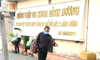 'Người ngành y' hiến kế ngăn tái diễn thiếu thuốc ở bệnh viện công lập tại Bình Dương