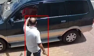 Người đàn ông đập vỡ kính ô tô và nói ‘mày biết tao là ai không’