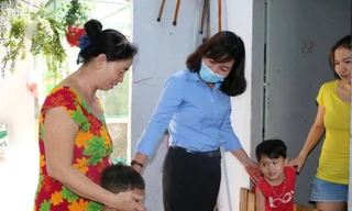 Cơ quan chức năng Bình Dương vận động chủ trọ giảm tiền cho công nhân