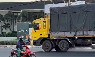 Nữ công nhân tử vong dưới bánh xe tải khi đang đi rút bảo hiểm 