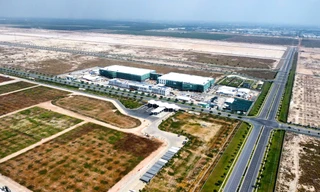 Doanh nghiệp ám ảnh vì 'đói' vốn, 'khát' đất 