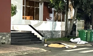 Nam sinh một trường đại học ở Bình Dương rơi từ sân thượng tử vong