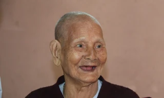 Đầu năm, nghe các cụ ngoài 100 tuổi chia sẻ bí quyết sống thọ