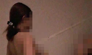 Tiếp viên thoát y phục vụ khách trong cơ sở massage ở Bình Dương