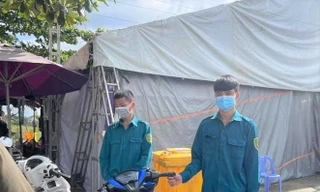 Hai ‘shipper’ giả danh dân quân tự vệ để thông chốt kiểm dịch