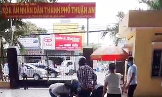 Lao vào trụ sở tòa án bắt giữ người trái phép