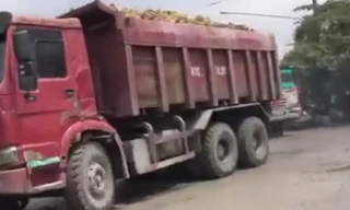 Bình Dương: Xe ben ‘hết đát’ lộng hành, cơ quan chức năng bất lực?