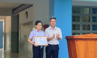 Nữ sinh Bình Dương không tham vàng rơi