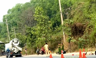 Hai mẹ con chết thảm dưới bánh xe bồn