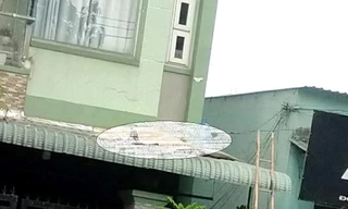 Thợ hàn bị điện giật tử vong trên mái tôn