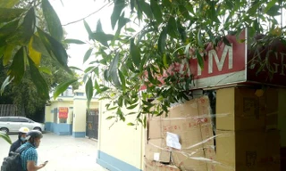 Trụ ATM gần trụ sở công an ở Bình Dương bị trộm đập phá 