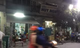 Công an đang làm việc tại hiện trường