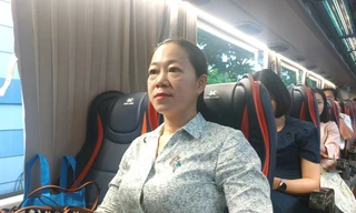 Cán bộ đi xe đưa đón đến TPHCM làm việc dần ổn định