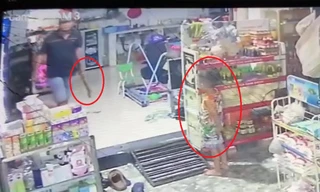 [CLIP] Bé trai hoảng loạn, thất thần nhìn cha bị người lạ xông vào nhà đánh đập