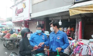 Tuổi trẻ đất Thủ ra quân ‘Ngày Chủ nhật xanh’ và phòng, chống dịch COVID-19