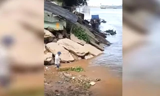 Phát hiện thi thể cô gái dưới sông