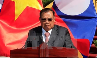 Tổng Bí thư, Chủ tịch nước Lào Bounnhang Vorachith phát biểu tại buổi họp báo. Ảnh: Nhan Sáng/TTXVN.