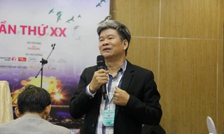 Nhà Biên kịch, Nhà lý luận phê bình Đoàn Minh Tuấn chia sẻ về phim hoạt hình dự thi trước thềm khai mạc Liên hoan phim. Ảnh: Thanh Trần.