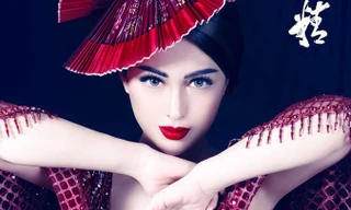 Hot girl 'Đại gia chân đất' quyến rũ đầy bí ẩn với phong cách Geisha