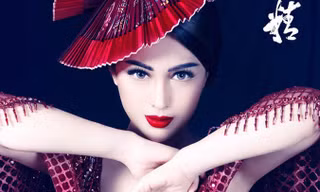 Hot girl 'Đại gia chân đất' quyến rũ đầy bí ẩn với phong cách Geisha