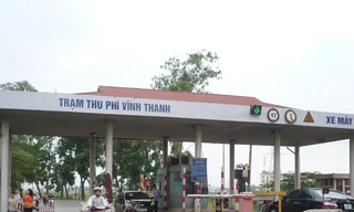 Trạm thu phí Vĩnh Thanh vẫn hoạt động bình thường Ảnh: Trọng Đảng