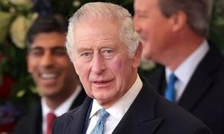 Vua Charles nói tiếng Hàn khi tiếp BlackPink và Tổng thống Yoon Suk Yeol