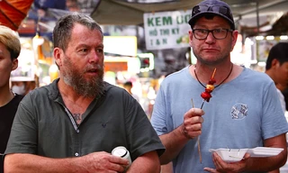 Phố ẩm thực ở TPHCM: Du khách phàn nàn vì tìm mãi không thấy đồ ăn Việt