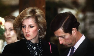 Công khai 32 bức thư Công nương Diana trách móc Charles