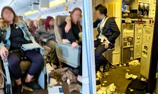 Singapore Airlines bỏ dịch vụ ăn uống trên máy bay sau sự cố chết người