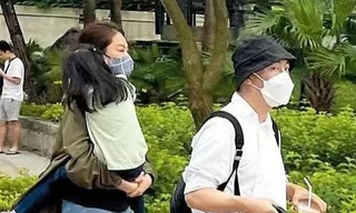 Trương Vệ Kiện phản hồi thông tin đi cùng vợ bé, con riêng