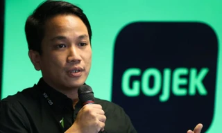 CEO công ty mẹ của Gojek bất ngờ từ chức 