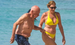 Tỷ phú 92 tuổi hủy hôn sau 2 tuần cầu hôn người tình