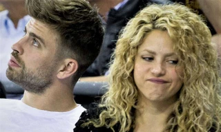 Shakira chỉ trích Pique