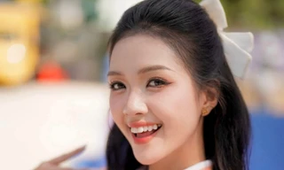 Nhan sắc đại sứ nghệ thuật của Hoa hậu Việt Nam khi làm MC giải Vô địch Pickleball Vietnam