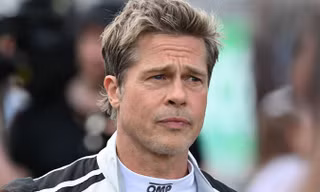 Đòn giáng mạnh vào Brad Pitt