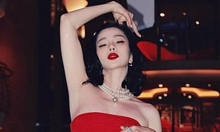 Chị đẹp Lệ Quyên mất bình tĩnh