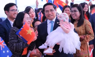Thủ tướng Phạm Minh Chính bắt đầu thăm chính thức Australia