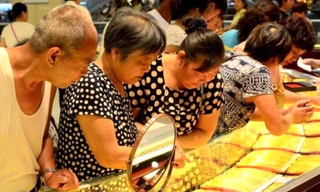 Giá vàng thế giới, dầu thô tăng mạnh